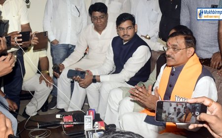 'झूठ बोलने के लिए गिनीज बुक ऑफ वर्ल्ड रिकॉर्ड में कोई रिकॉर्ड बनेगा तो वो दिग्विजय सिंह और कमलनाथ के नाम होगा'