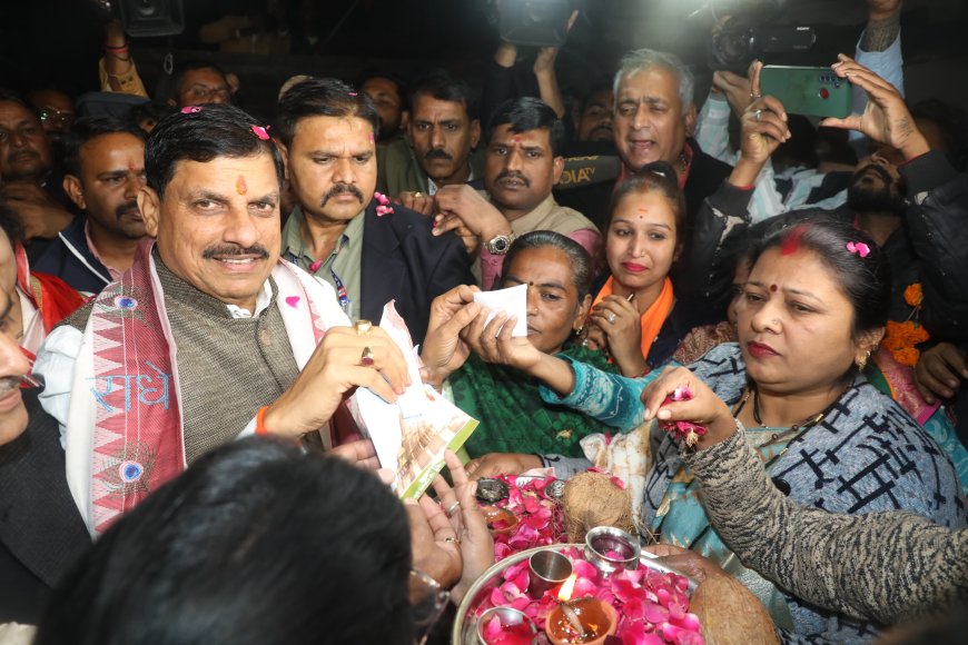 प्रसूताओं का 'मोहन' सरकार ने छोड़ा साथ,56 करोड़ रुपये देना बांकी,भटकने को मजबूर प्रसूताएं