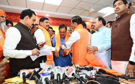 स्थापना दिवस पर सवा लाख से ज्यादा कांग्रेसियों ने थामा बीजेपी का दामन