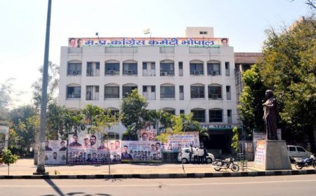 कांग्रेस में वास्तुदोष निवारण प्रक्रिया शुरु,पालयन रोकने के लिए वास्तुविदों से ली गई सलाह
