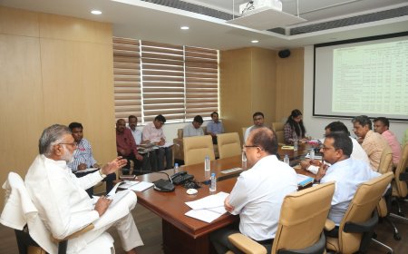 पंचायतों को मजबूत करने में जुटे मंत्री प्रहलाद पटेल,समीक्षा बैठक में दिया महत्वपूर्ण आदेश,चुनाव बाद पंचायतों के विकास पर बनेगी कार्ययोजना