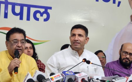 एग्जिट पोल फर्जी हैं और वो गोदी मीडिया के माध्यम से बनाए गए हैं कांग्रेस अध्यक्ष जीतू पटवारी का आरोप