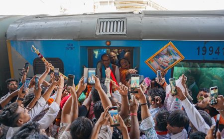 यूं ही कोई ‘शिव’ जनता के दिलों में ‘राज’ नहीं करने लगता,उसके लिए कठोर परिश्रम और जनता के प्रति लगाव ही उसको आगे लेकर चलता है