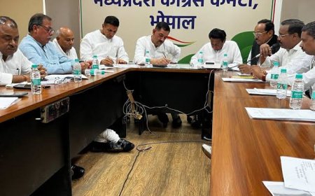 कांग्रेस की बैठक में बड़े नेताओं को विधायकों की बात चुभ गई,एक विधायक ने कहा मप्र छोड़िए अब तो महाराष्ट्र की चिंता कीजिए हुजूर