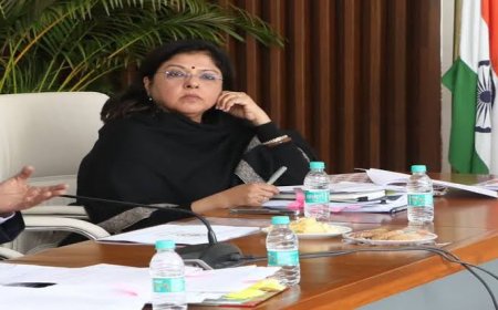 अधिकारियों की लगेगी क्लाश,प्रमुख सचिव वीरा राणां अधिकारियों से हुई नाराज,15 से 29 जुलाई के बीच होगी अधिकारियों की रिव्यू मीटिंग