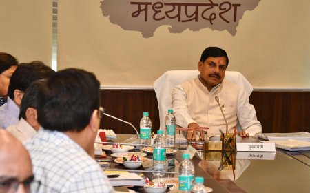 प्रदेश के सभी जिलों को जल्द मिलेंगे प्रभारी मंत्री,तबादलों से हटेगा प्रतिबंध,प्रभारी मंत्रियों की अनुसंशा पर होंगे तबादले