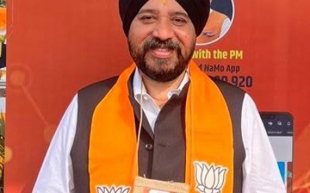 भाजपा प्रवक्ता नरेन्द्र सलूजा ने पूर्व मुख्यमंत्री और कांग्रेस पर ली जमकर चुटकी