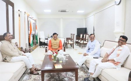 सेटलमेंट की ओर बढ़े मंत्री नागर सिंह चौहान,पहले खुद को विधायक बताया फिर सीएम हाउस में चाय पीते नजर आए,मुस्कुराते हुए खिंचवाई फोटो