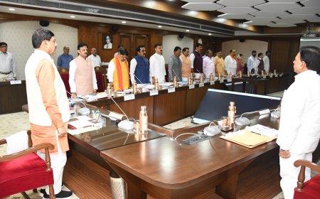 शासकीय कर्मचारियों के तबादलों से हटेगा प्रतिबंध,जिलों को हफ्ते भर के अंदर मिलेंगे प्रभारी मंत्री,सभी मंत्रियों के जिले तय घोषणा होना बांकी