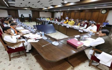 शासकीय कर्मचारियों को मनचाही जगहों पर मिलेगा तबादला,नई तबादला नीति तैयार,प्रभारी मंत्रियों की अनुशंसा पर होंगे तबादले