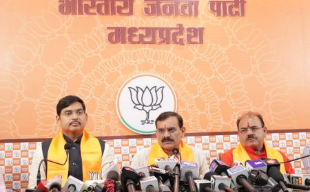 कांग्रेस पार्टी बरसाती बुलबुला है जो समय के साथ फूट जाएगा’ बीजेपी अध्यक्ष वीडी शर्मा ने किया कांग्रेस पर करारा प्रहार,21 सितंबर को भाजपा की कार्यसाला का आयोजन