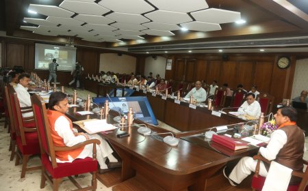 मंत्रियों को सीएम यादव की दो टूक,प्रभार वाले जिले में एक रात्रि विश्राम जरुर करें,मदरसों को लेकर भी दिया निर्देश
