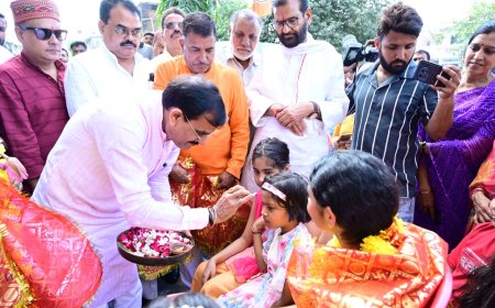 अधिकतम सदस्यता दिवस पर प्रदेश अध्यक्ष ने कन्या पूजन कर पंडाल में बनाया लोगों को भाजपा का सदस्य