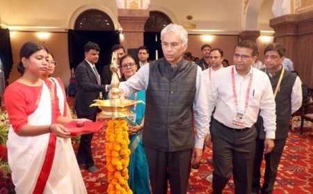 पहली खनन काक्लेव में मुख्य सचिव अनुराग जैन ने दिया विकसित मप्र का प्रजेंटेशन