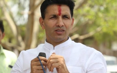 जीतू पटवारी भाजपा पर लगाएंगे ‘लगाम’ विजयपुर में कार्यकर्ताओं को संबोधित करते हुए भाजपा सरकार की योजनाएं गिना कर ‘लगाम’ लगाने का किया अनुरोध