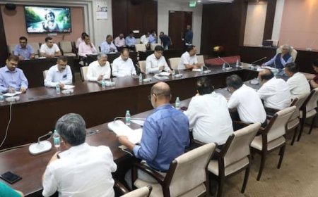 शासकीय अधिकारी-कर्मचारियों को लेकर मुख्य  सचिव अनुराग जैन का बड़ा फैसला,एक जगह पर जमे कर्मचारियों को हटाने की चलेगी मुहिम ‘इंदौर सिविल सर्विस’ कल्चर होगा बंद