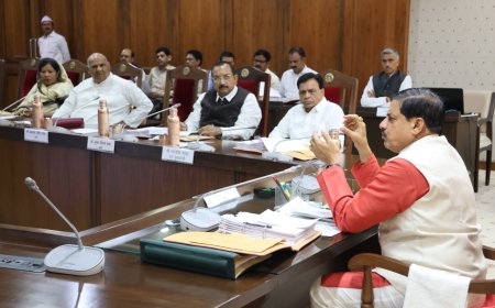 35 फीसदी हुआ महिला आरक्षण तो शासकीय चिकित्सा महावि‌द्यालयों में 'आयु सीमा 40 वर्ष से बढ़ाकर 50 वर्ष की गई