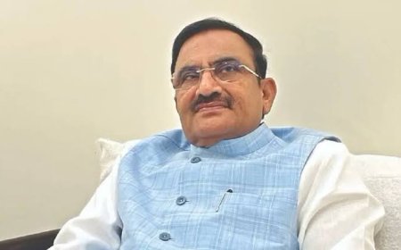 ‘खुद की सरकार में सुरक्षित नहीं पूर्व गृह मंत्री भूपेन्द्र सिंह’ ,उप मुख्यमंत्री से जासूसी कराने का लगाया आरोप,कांग्रेस ने कसा तंज