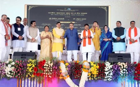 मुख्यमंत्री डॉ. यादव और केन्द्रीय मंत्री नितिन गडकरी ने 10 राष्ट्रीय राजमार्ग परियोजनाओं का किया लोकार्पण एवं भूमि-पूजन