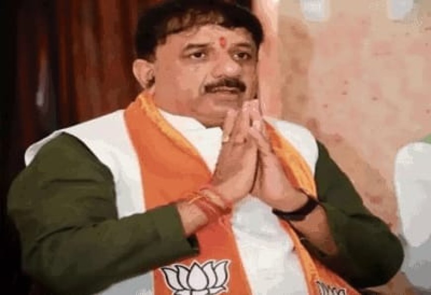 ‘दाढ़ी टोपी वालों की हो नसबंदी’ फिर हो जेल,सांसद आलोक शर्मा ने उठाई मांग