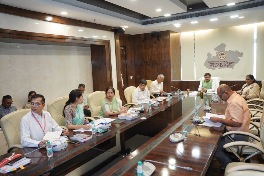 मोहन सरकार का बड़ा फैसला,13 विभाग के कर्मचारियों का अवकाश किया रद्द