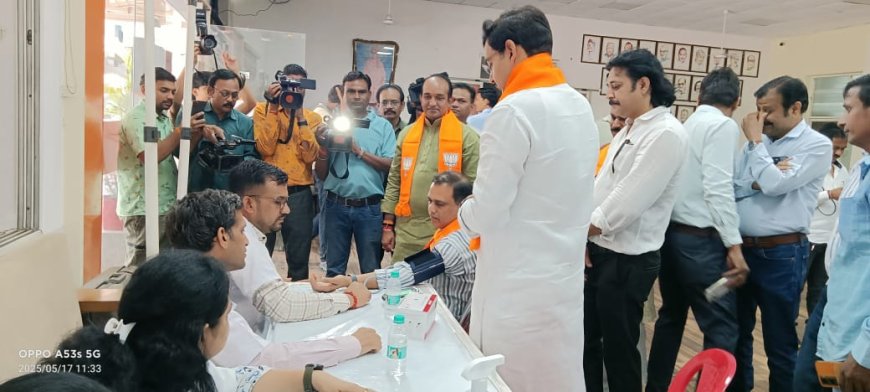 विवादित बयानों से बीजेपी का बढ़ा 'बीपी और ब्लड प्रेशर' दो हजार जगहों पर कार्यकर्ताओं का हुआ स्वास्थ परीक्षण