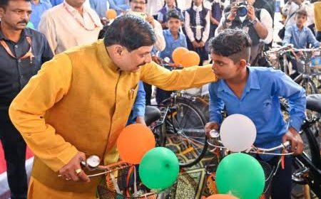 15 अगस्त के पहले सभी विद्यार्थियों को मिलेगी साइकिल