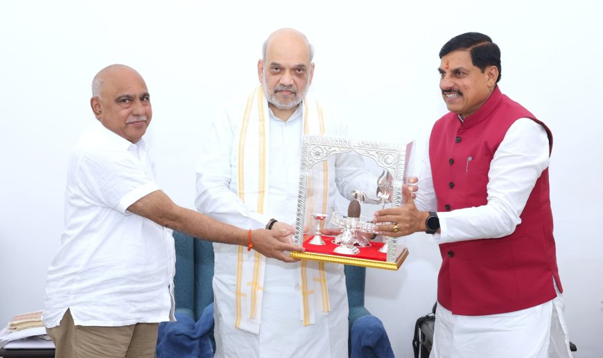भाजपा प्रदेश अध्यक्ष हेमंत खंडेलवाल और मुख्यमंत्री मोहन यादव की केंद्रीय गृह मंत्री अमित शाह से की मुलाकात