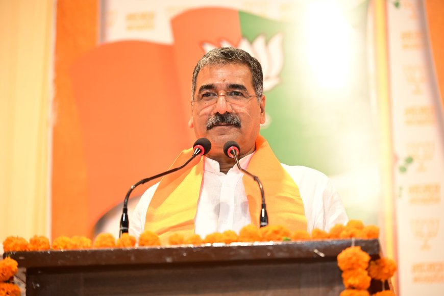 भाजपा के 'हित' में अपना आनंद ढूंढते हैं भाजपा के प्रदेश संगठन महामंत्री हितानंद शर्मा