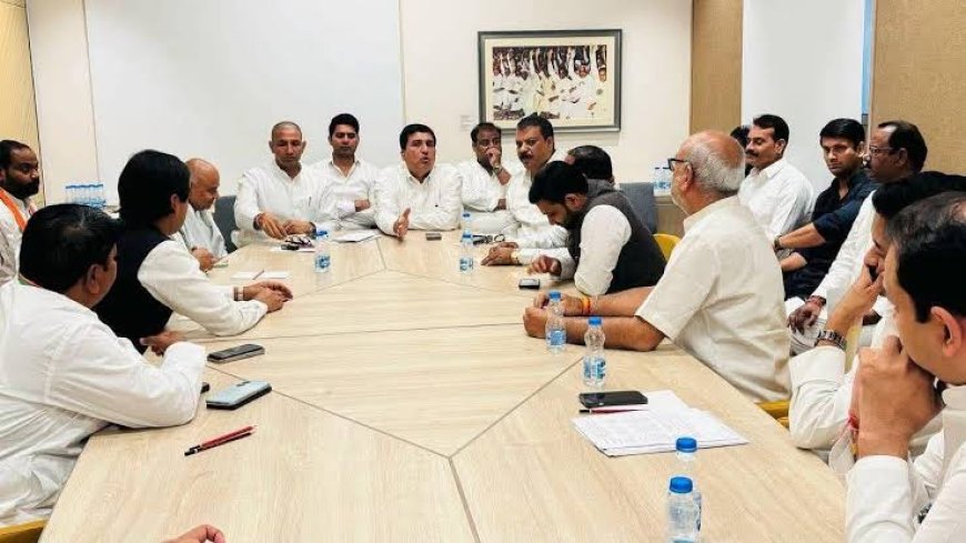 भाजपा को टक्कर देने के चक्कर में भटक रही कांग्रेस,जिला अध्यक्षों को लेकर नहीं बन रही सहमति