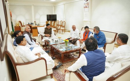 दो डिप्टी सीएम तीन मंत्री शिवप्रकाश अध्यक्ष खंडेलवाल और सीएम की बैठक सामान्य तो नहीं