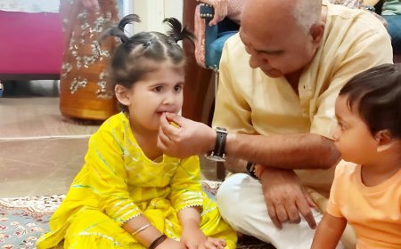 सियासी शोर शराबे से दूर बीजेपी अध्यक्ष हेमंत खंडेलवाल ने किया कन्या पूजन और अपने हाथ से कराया भोजन