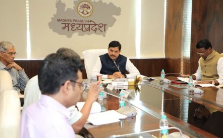 प्रदेश के पांच सबसे कमजोर और पांच सबसे मजबूत जिलों की होगी समीक्षा,दो दिन कलेक्टर-कमिश्नरों की सीएम लेंगे क्लाश