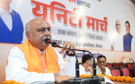 भाजपा में चार-पांच लोग ही काम करते हैं बांकी पेपर में रह जाते हैं,बीजेपी अध्यक्ष हेमंत खंडेलवाल की जिला अध्यक्षों को दो टूक