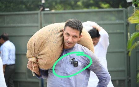 कांग्रेस अध्यक्ष को 'छपास' की ऐसी बीमारी लगी कि कुर्ते की जेब में तीन माइक लगा कर केन्द्री कृषि मंत्री के घर पहुंच गए