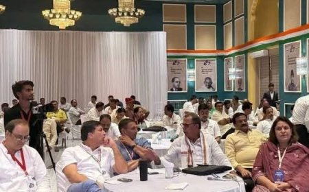 दो नवंबर से कांग्रेस जिला अध्यक्षों की लगेगी 'क्लाश' नौ को राहुल गांधी राजनीतिक मामलों की ले सकते हैं बैठक
