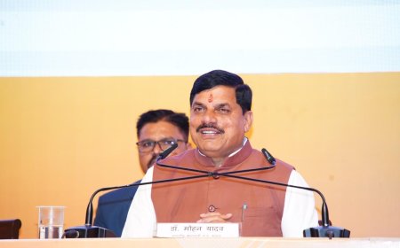दो साल में नहीं है सरकार के पास बताने को 'उपलब्धियां' दो उपलब्धि बताई एक अमित शाह दूसरी शिवराज की