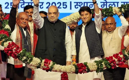 अमित शाह की तस्वीर को ध्यान से देखिए जिसमें एमपी के भविष्य का सियासी 'अभ्युदय' साफ दिखाई दे रहा