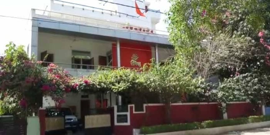 भाजपा कार्यालय में  नहीं संघ कार्यालय 'समिधा' में चलती रहीं राजनीतिक गतिविधियां