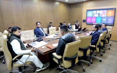खराब काम करने पर अधिकारियों का होगा 'डिमोशन' अच्छा काम करने पर मिलेंगे 50 हजार इनाम मंत्री प्रद्युम्न सिंह तोमर का ऐलान