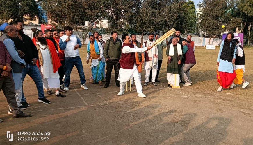 क्रिकेट की पिच हो या राजनीति का मैदान डॉक्टर नरोत्तम मिश्रा का कोई तोड़ नहीं