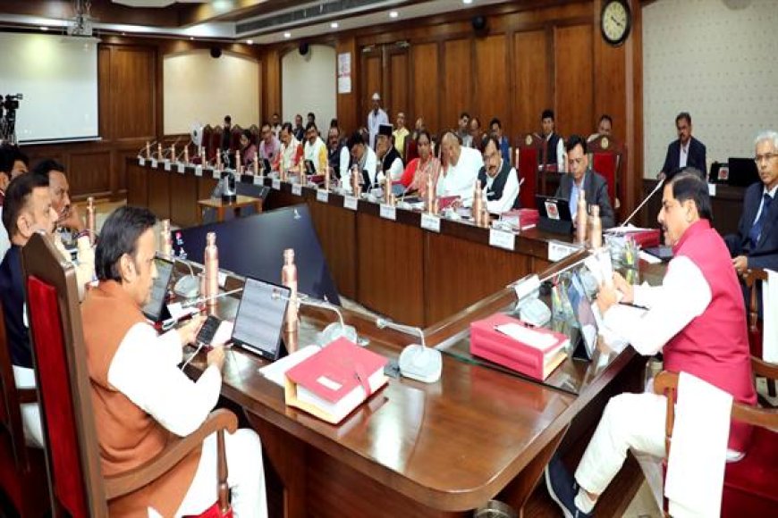 सामान्य वर्ग के युवाओं के लिए मोहन सरकार के पास नहीं है कोई योजना पिछड़ा वर्ग के युवाओं को विदेश भेजेगी सरकार