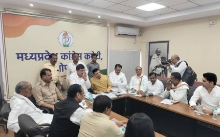 कांग्रेस में जिला अध्यक्षों के लिए पहली बार 'साक्षात्कार' होगा आयोजित एससी एसटी और ओबीसी पर ज्यादा फोकस