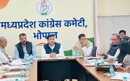 मध्य प्रदेश कांग्रेस ने चार जिलों की कार्यकारिणी भंग कर जिला अध्यक्षों को दिया बड़ा झटका
