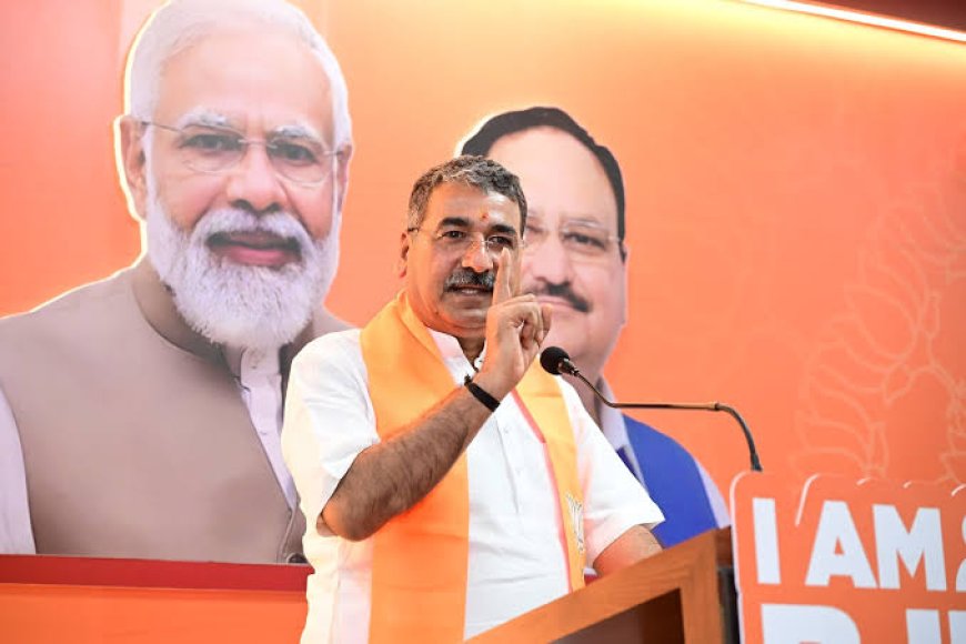 'ब्राह्मण' होने के कारण हितानंद शर्मा को गवानी पड़ी कुर्सी पढ़िए मुखबिर पर पूरी खबर