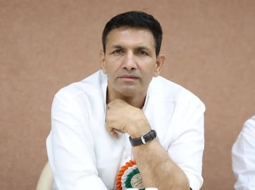 प्रदेश की मोहन सरकार रोजाना 226 करोड़ लेती है कर्ज कांग्रेस अध्यक्ष पटवारी का बयान मुकेश मल्होत्रा के लिए 'सुप्रीम' न्यायालय जाएगी कांग्रेस