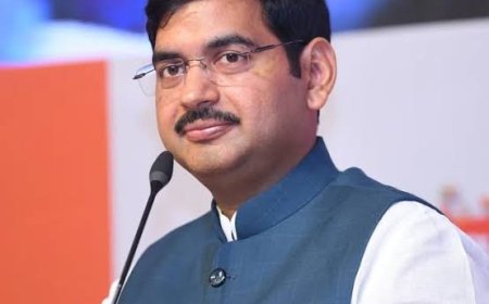 BJP के 11 विधायकों के मंसूबों पर फिरा पानी मीडिया टीम में हुए शामिल अब सरकार और संगठन की करेंगे बात