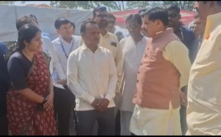 गेहूं खरीदी केन्द्र का औचक निरीक्षण करने पहुंचे सीएम मोहन यादव किसानों से ली जानकारी