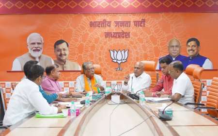 खाली बैठे पूर्व मंत्री उमाशंकर गुप्ता को बीजेपी अध्यक्ष ने दिया काम भवन निर्माण एवं संदृढ़ीकरण समिति का बनाया संयोजक
