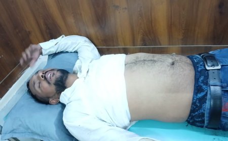 CM हाउस घेरने जा रहे NSUI कार्यकर्ताओं पर पुलिस का लाठीचार्ज वाटर कैनन का भी इस्तेमाल